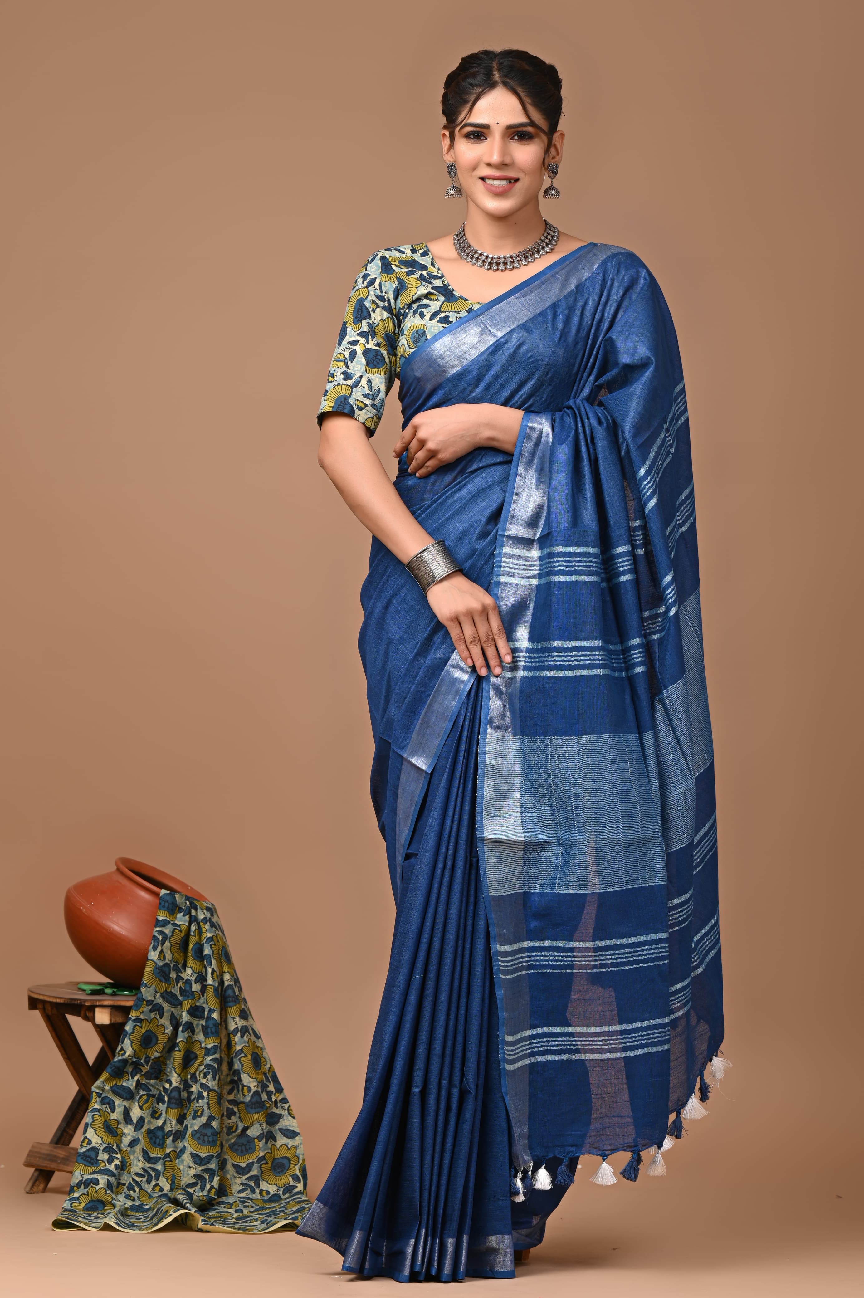 Plain Cotton Linen Saree with Blouse Piece